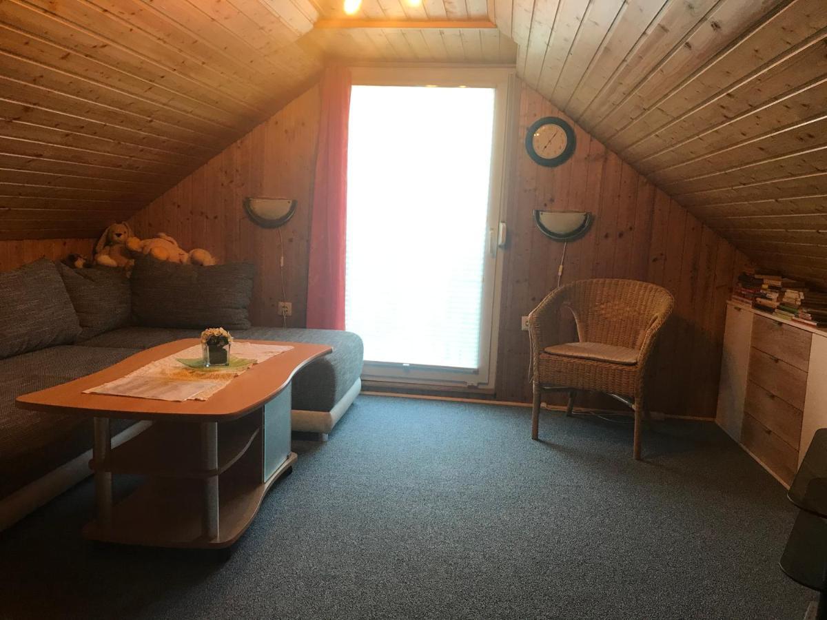 Ferienwohnung Gürth Kleinhennersdorf Exterior foto