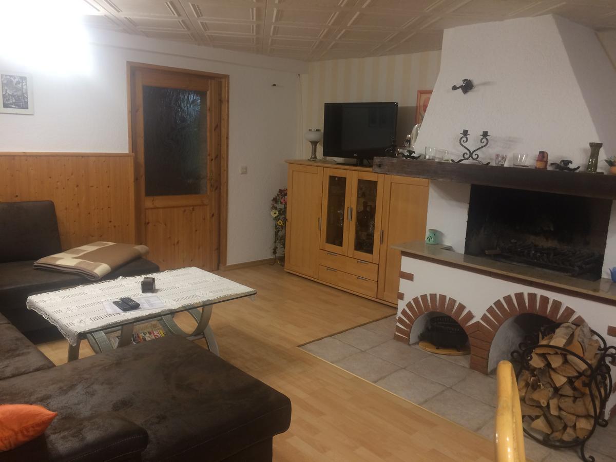 Ferienwohnung Gürth Kleinhennersdorf Exterior foto