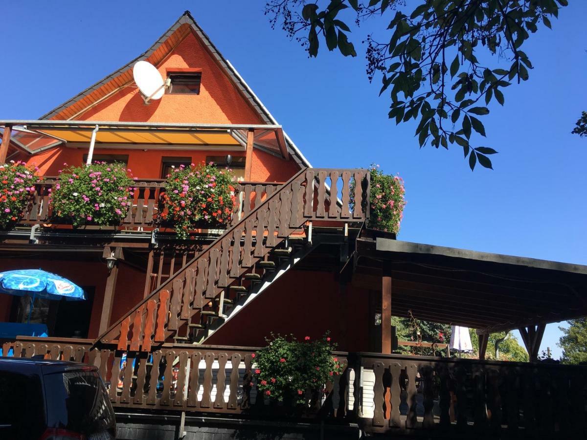Ferienwohnung Gürth Kleinhennersdorf Exterior foto